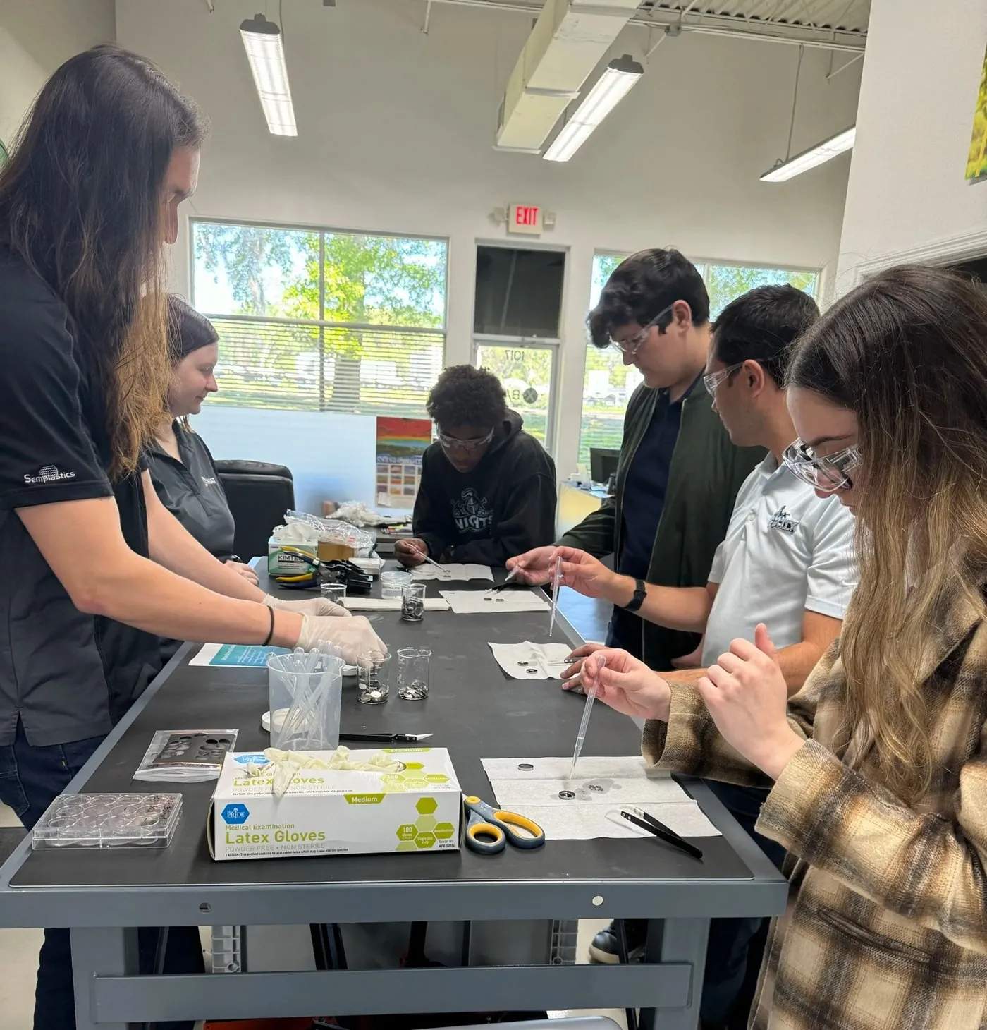 NeoCity Academy students touring the X-BATT battery lab
